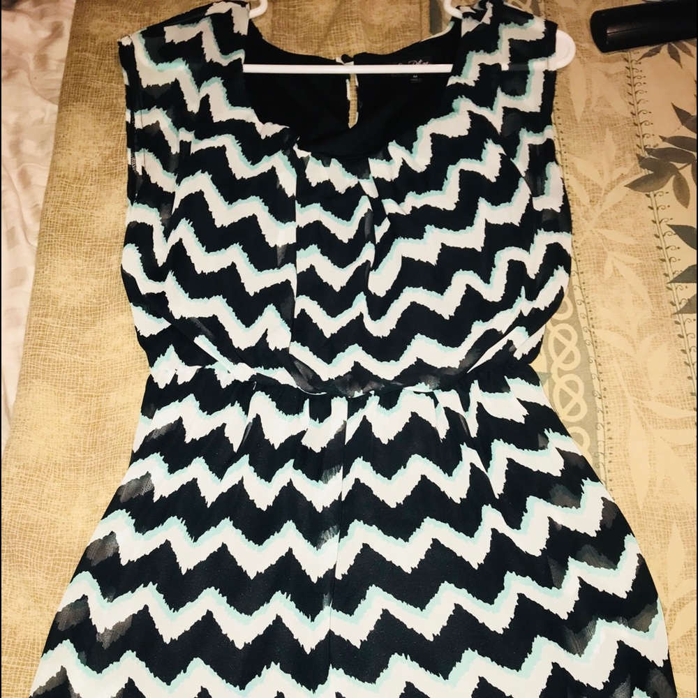 Floral Zig Zagged Patterned Macy’s Dress